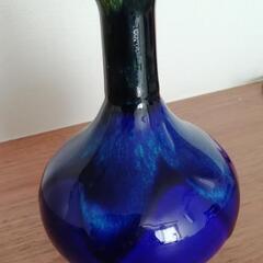 藍色　一輪挿し（花瓶）陶器製