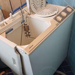 ２層式洗濯機、まだまだ使えます、あげます！