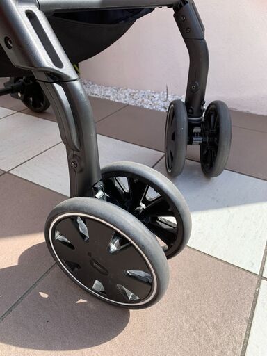 コンビ ベビーカー AttO (アット) type-S レッド　両対面式 美品