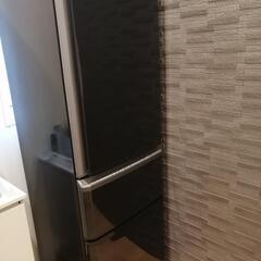 冷蔵庫370L 2013年製 黒色 3ドア