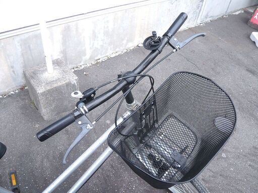 自転車 カゴ付き自転車 26インチ シルバー 変速付き ベル欠品 ライト