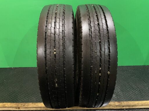 BS BLIZZAK VRX 235/45R17 17インチ スタッドレス 4本 2014年製