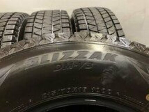 BS BLIZZAK DM-V3 215/70R16 16インチ スタッドレス 4本 2019年製 バリ溝 アウトランダー デリカD:5等　(TA607)クレジットカード QRコード決済可能