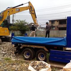 足立区谷在家駅前団地にて解体作業補助の画像