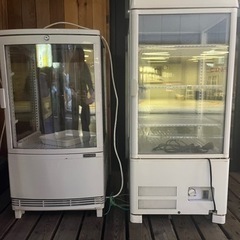 業務用冷蔵ショーケース(冷蔵庫)2台　無料