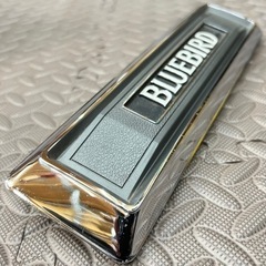 ブルーバード3S510 46-47年式 エンブレム
