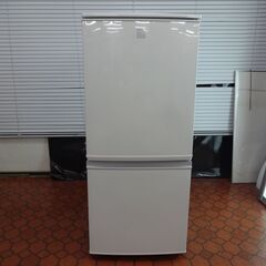 ID 020261 冷蔵庫 2ドア シャープ 137L 2018年製 SJ-14E5-KW
