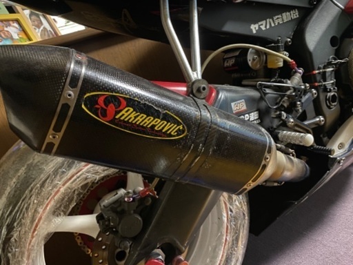 YAMAHA R6レーサー サーキット使用