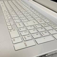 すぐ使える設定済⭐️Win11⭐️美麗i5ピアノホワイト⭐️カメラWi-Fi
