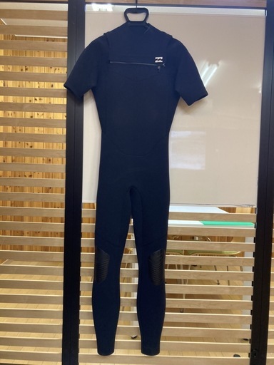 【定価4万円弱】再度値下げ中！BILLABONG　シーガル　ウェットスーツ