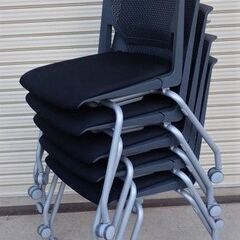 美品　会議椅子　ミーティングチェア　ネスティングチェア　ブラック...