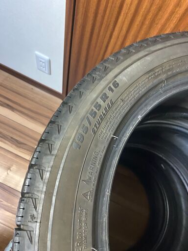 低価新作登場 195/55R16 16インチ プジョー208 スタッドレスタイヤ