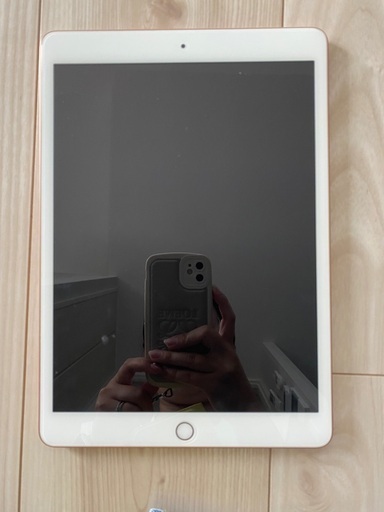 iPad 第8世代 128gb wi-fiモデル ゴールド | camarajeriquara.sp.gov.br