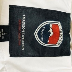 現金手渡し希望です❗️定価30,000円　真冬用　ブランド品コート新品　Lサイズ