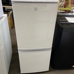 【ネット決済・配送可】G-119  シャープ　冷凍冷蔵庫　201...
