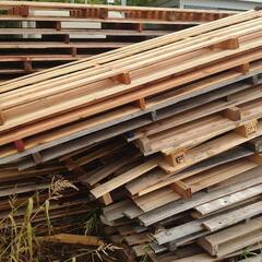 木のパレット　無料　薪や敷台にでも　大量