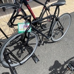 ★425 FUJI フジ ピストバイク スポーツ車 自転車 黒【...