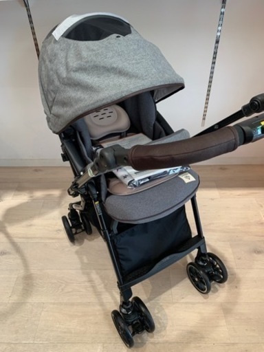 ■店頭引取限定■combiベビーカー　スゴカル 4キャス コンパクト 2021年モデル定価57990円