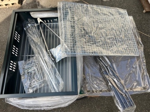 未使用品■小型バーベキューコンロ グリーンライフ■GREEN LIFE バーベキューセット■鉄板 網 串付き BBQコンロ アウトドア キャンプ