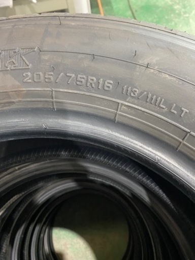 ISUZU エルフ トラック ロードタイヤ 計6本