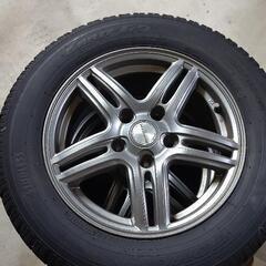 スタッドレスタイヤ 195/65R15