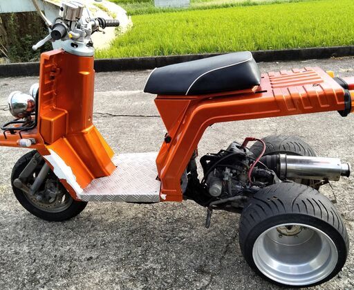 ジャイロXカスタム。ミニカーカッコ良い。