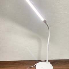 ニトリ LEDデスクライト