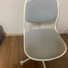 椅子　回転　可動式　白　グレー