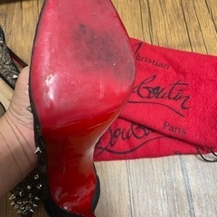 クリスチャンルブタン　パンプス　ヒール