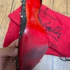 クリスチャンルブタン　パンプス　ヒール