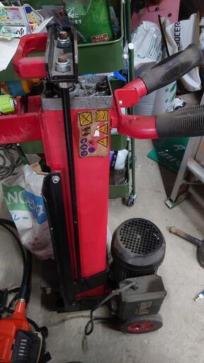 薪割り機