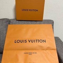 LOUIS VUITTON ショッパー＆BOX ①