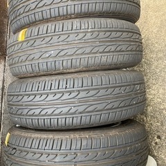 ★決まりました★14インチ★新品同様★175タイヤ★4本（トリムリング付き）