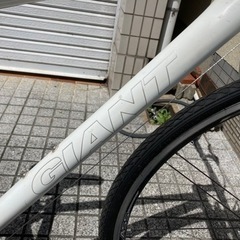 【エスケープR3】ジャイアント製　XSサイズ　前後タイヤ、サドル新品❗️8段変速　若林自転車　唐崎店　SALE中❗️