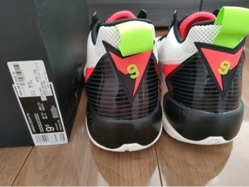 大幅値下げしました。JORDAN ZOOM ‘92 (27.5cm, 28cm)