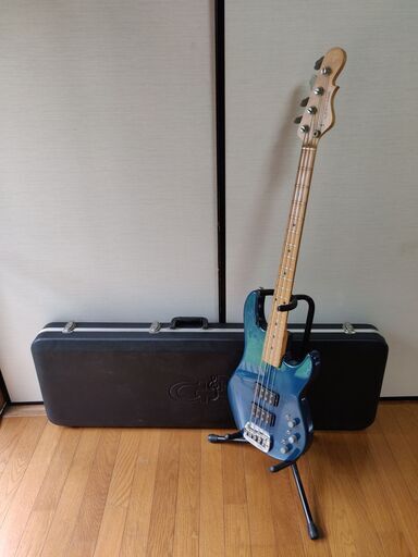 G&L L-2000 ベース USA製 レアなクリアブルー