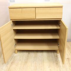 廃盤希少　無印良品　脚付き木製キャビネットガラス扉 人気定番の 廃盤希少 無印良品 脚付き木製キャビネットガラス扉 イズヤ