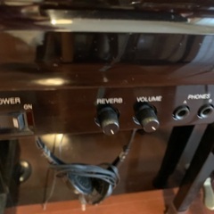 ヤマハ　ピアノ　YU11SD