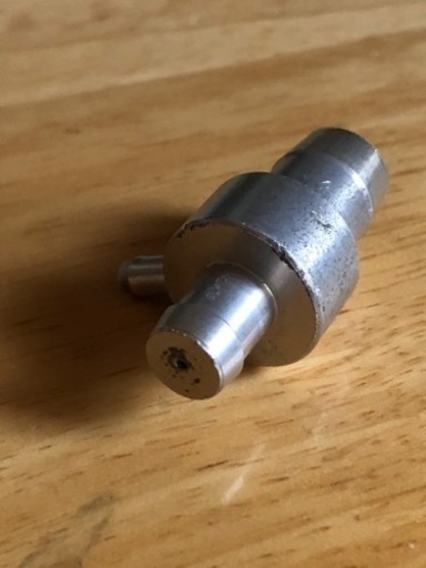 値下げしました。jb23ジムニーに　NAGバルブ　（中古）