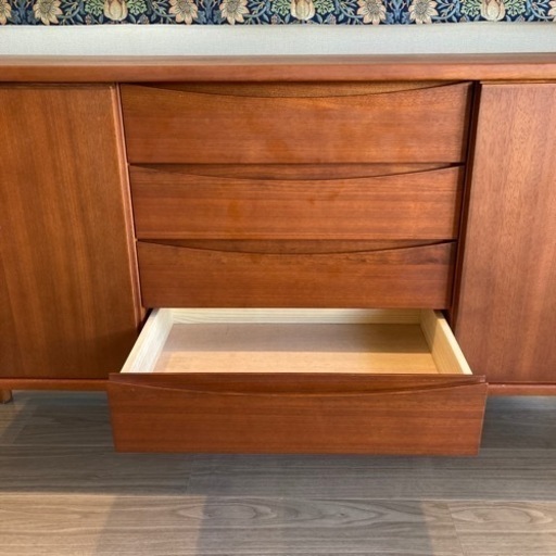 ACTUS家具 定価20万 - 収納家具 