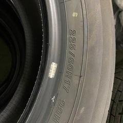 225/60R17夏タイヤ4本