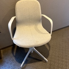 IKEA 肘掛け付き椅子　　取引中