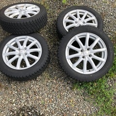 スタッドレスタイヤ　175/60R16