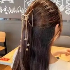 オシャレ　ヘアクリップ　シンプル