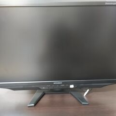 Fujituパソコン本体と三菱ディスプレイをお譲りいたします。
