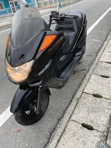 YAMAHAマジェスティC 250綺麗な低走行 カスタムあり