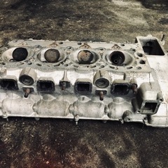 トヨタ　3T GT ターボ用エンジン　ヘッド