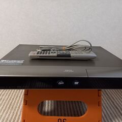 2008年製　DVDレコーダー　SHARP DV-AC82