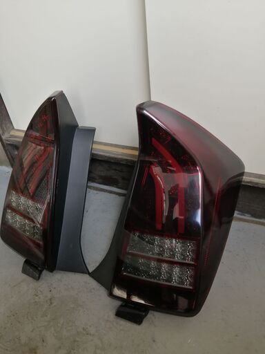 ■流れるウインカー(^^)/ プリウス30 前期・後期 社外フルLEDテールランプ【訳あり】■