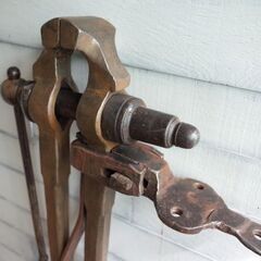 希少　 縦万力　バイス　アンビル　鍛冶　板金　アンティーク　レトロ